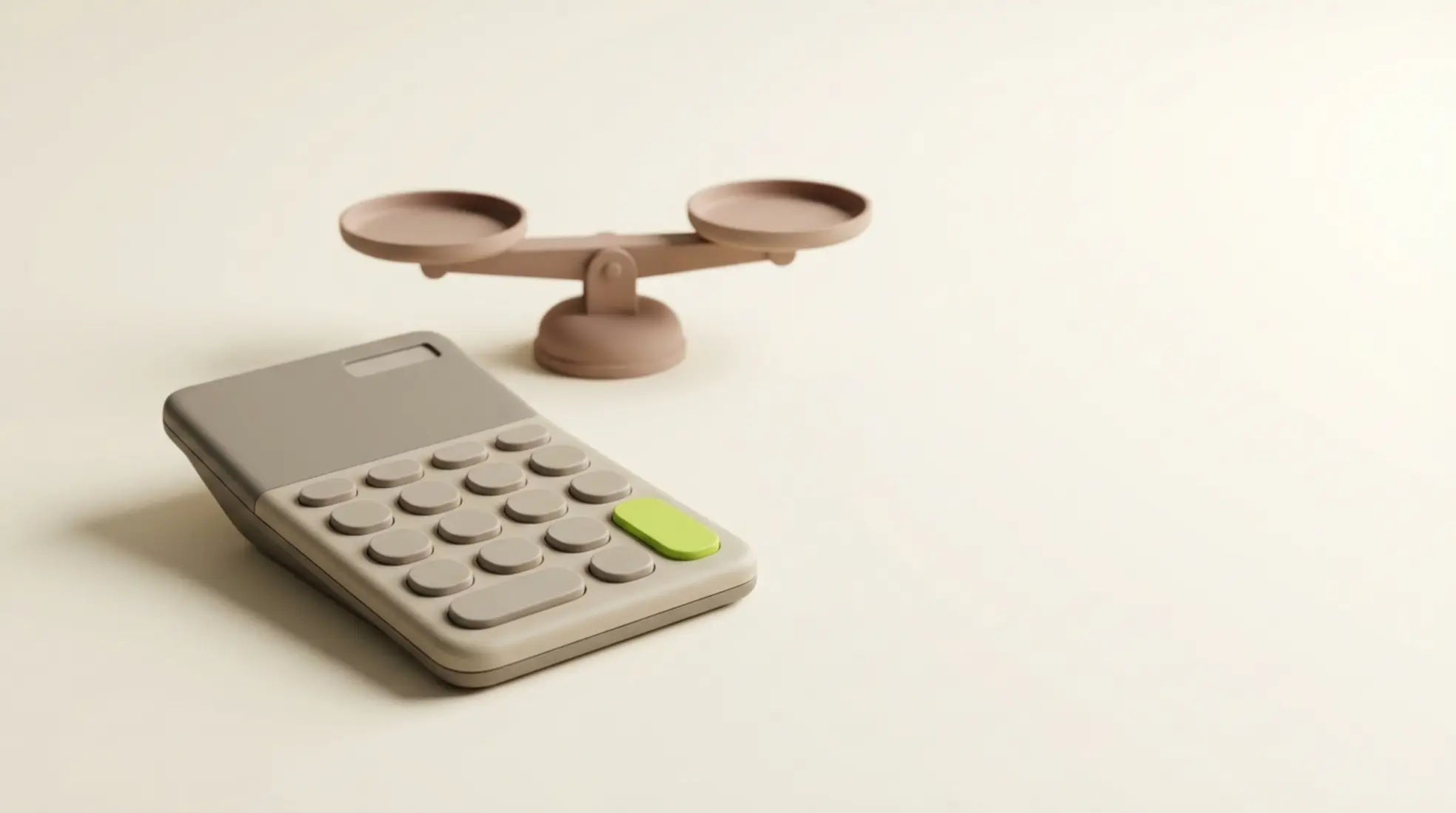Minimalistische 3D render van matte calculator met groene knop op lichte achtergrond, met vage weegschaal erachter en lege ruimte rechts